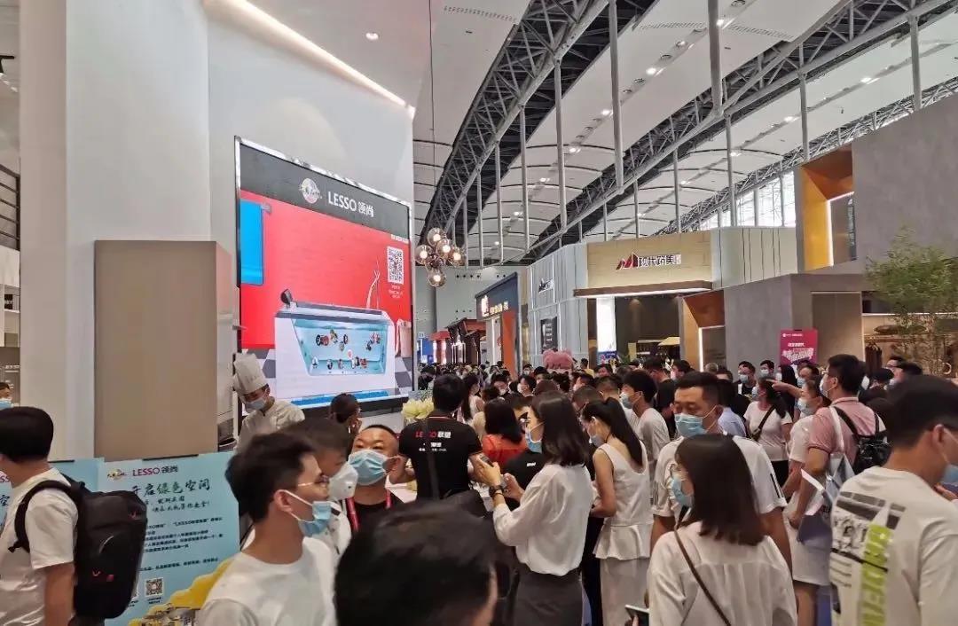 廣州建博會 | 第1天，打卡領(lǐng)尚品牌館，邂逅美好生活另一面